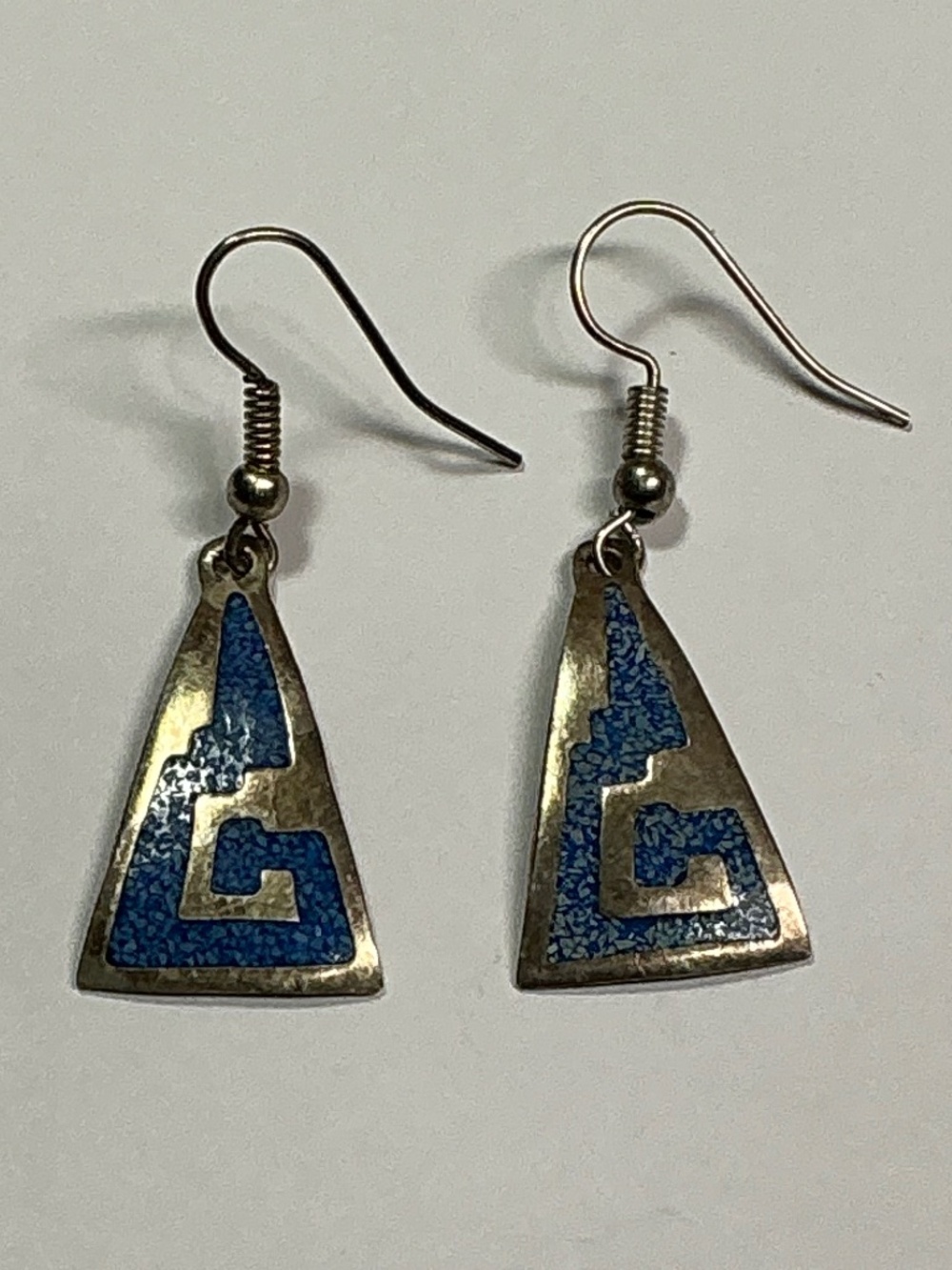 Sterling Silver Mexico Geometric Triangle Design Crushed Turquoise Inlay. 1.5” - Picture 3 of 8